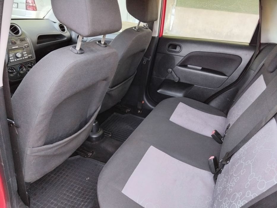 Ford Fiesta 5 usi