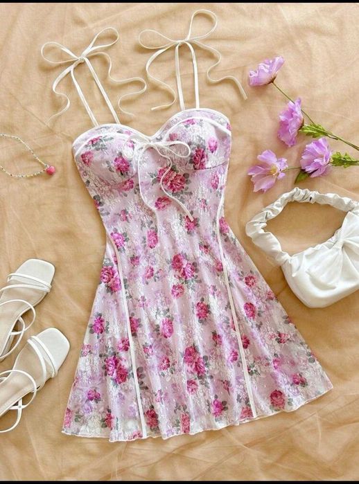 Летни мини рокли