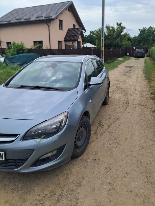 Opel Astra 2014 1.7 motorina