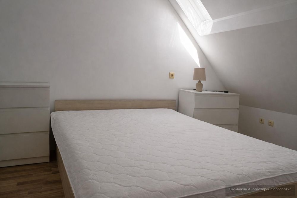 Дава се под наем Двустаен апартамент в Пловдив, Център - 65 кв.м за 548.25 € - Снимка #2