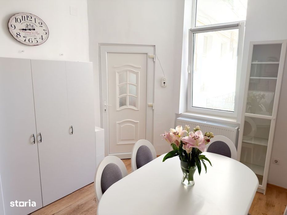 Apartament finisat modern, strada Horea