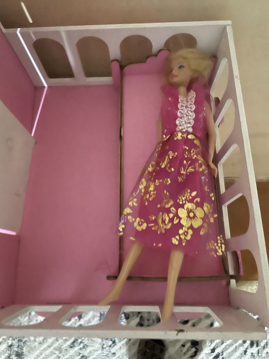 Домик для кукол, Вашей принцессе понравится)