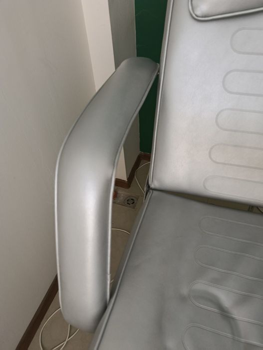 Стол за педикюр  до 150 кг