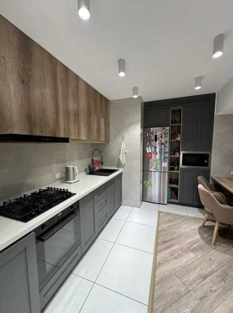 Космонавт 110м2 4/3/7 Кирпичный Спец План Голубые Купола