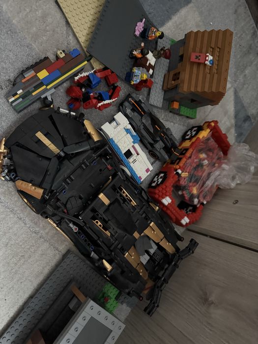 Lego много собранный наборов