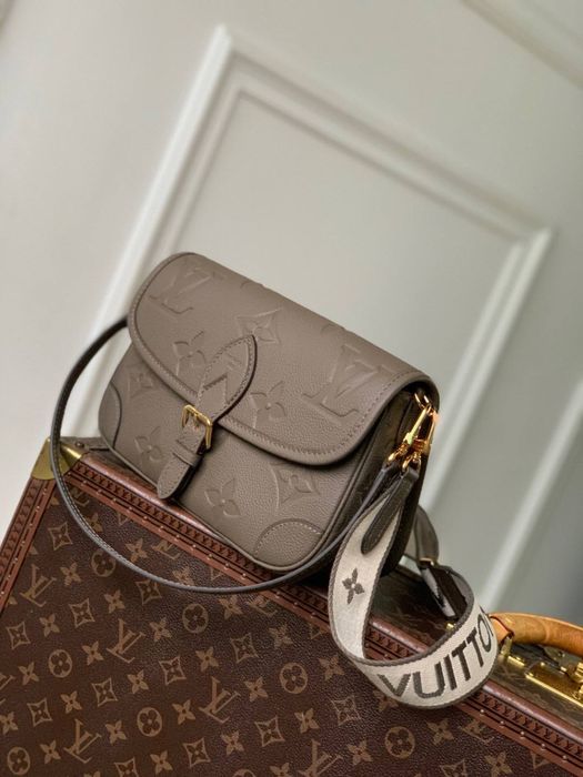 Geanta Louis Vuitton Diane