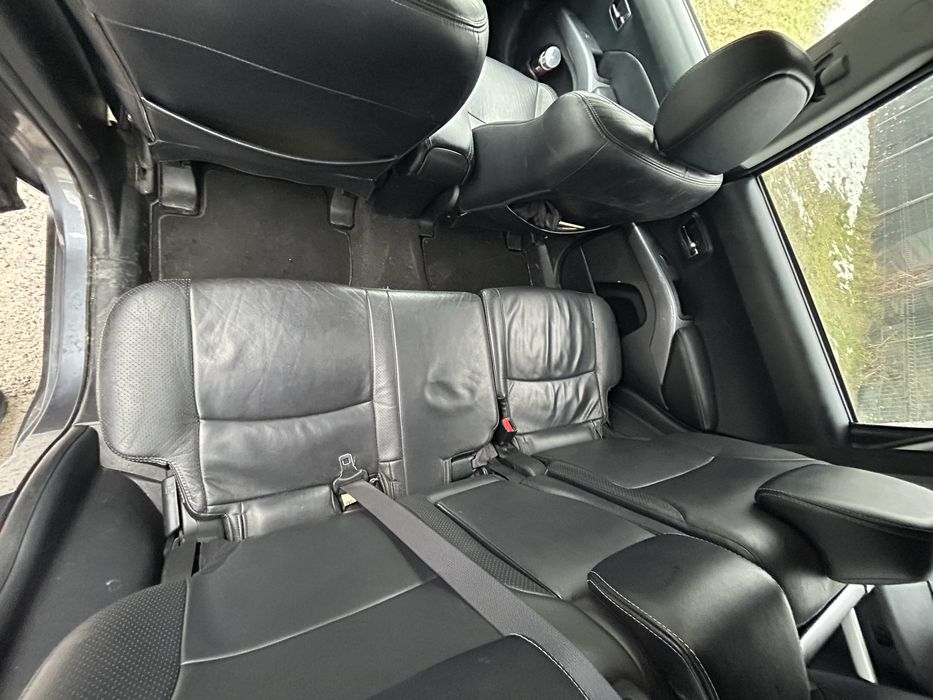 Vând Mitsubishi Outlander II 2.0 TDI (BSY) – 4x4 – 7 LOCURI – 2007