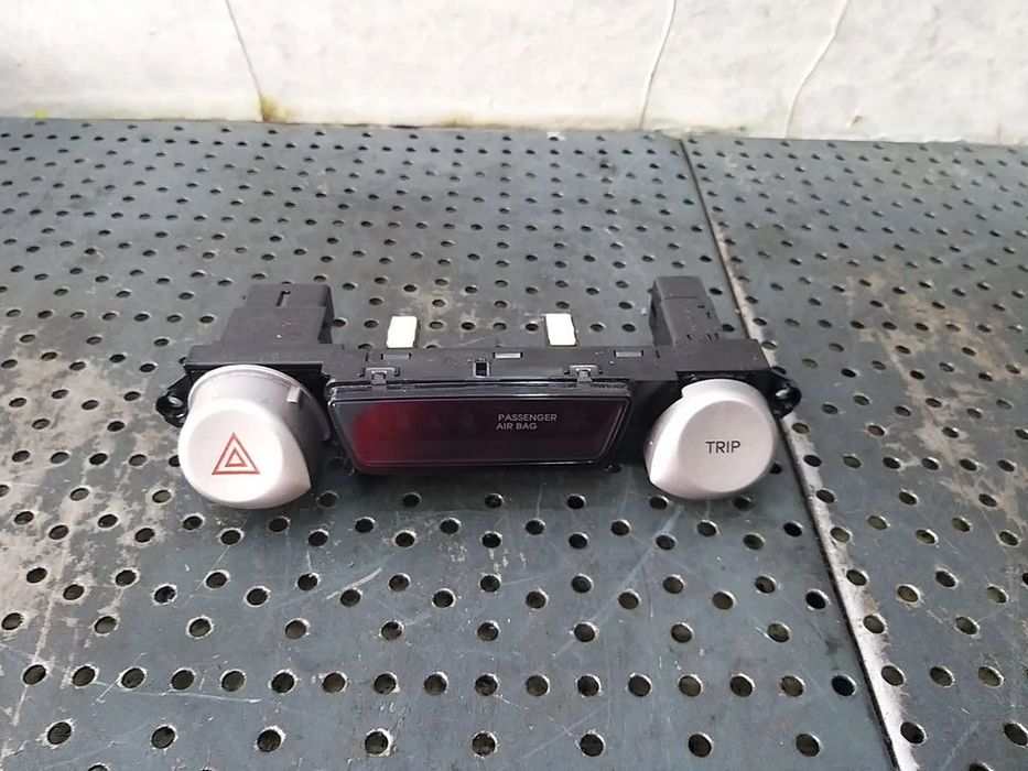 Buton avarii trip display hyundai i20 93770-1j100