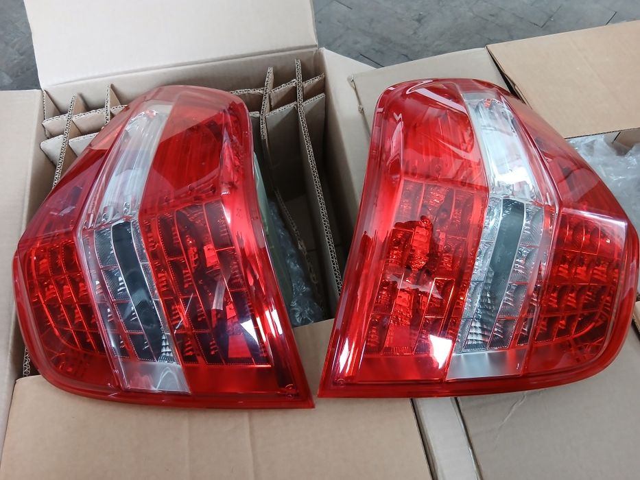 Лед стопове за ML w 164 2011 година неразличими от нови