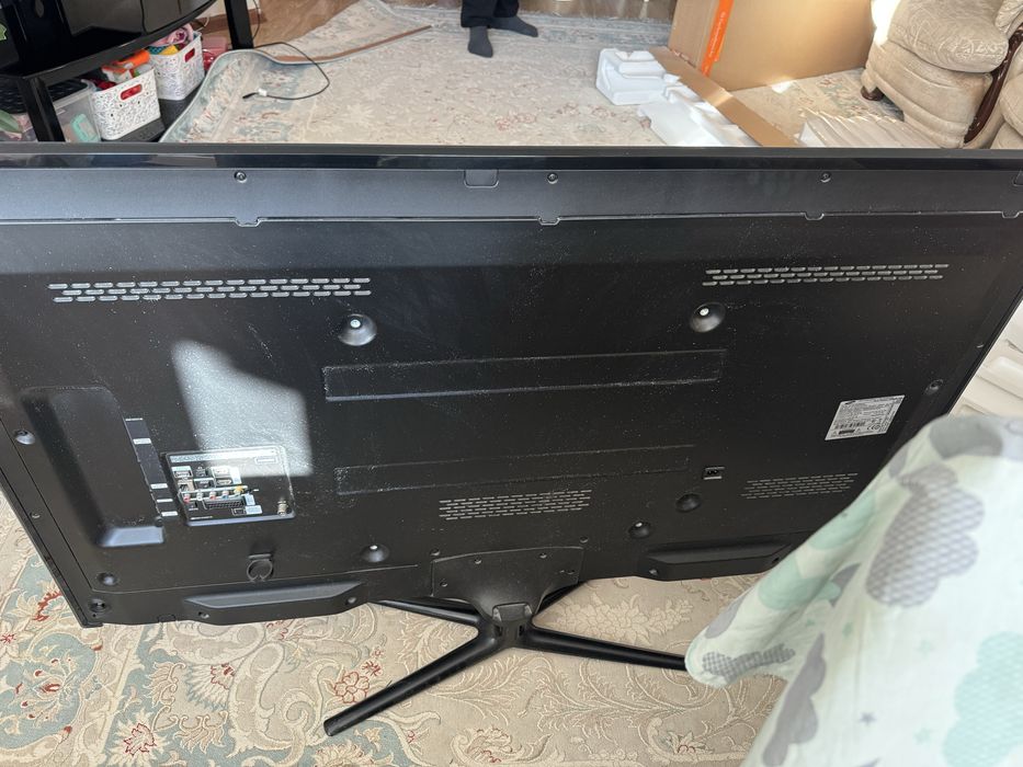 Продам телевизор самсунг