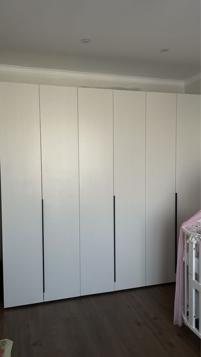 Продам 6 деврный шкаф для спальной комнаты