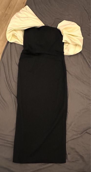 Платье вечернее .