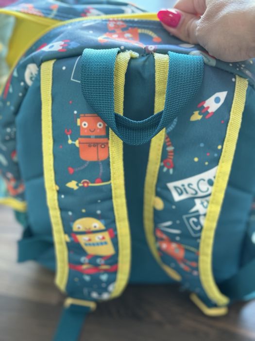 Детска раница..-