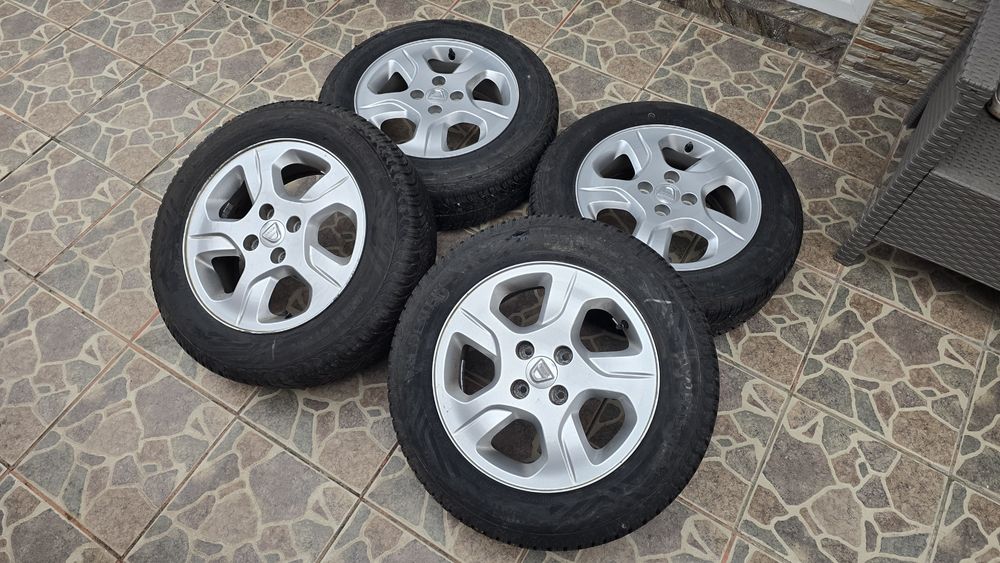 Jante aliaj dacia Logan Anvelope 185 65 r15 sandero