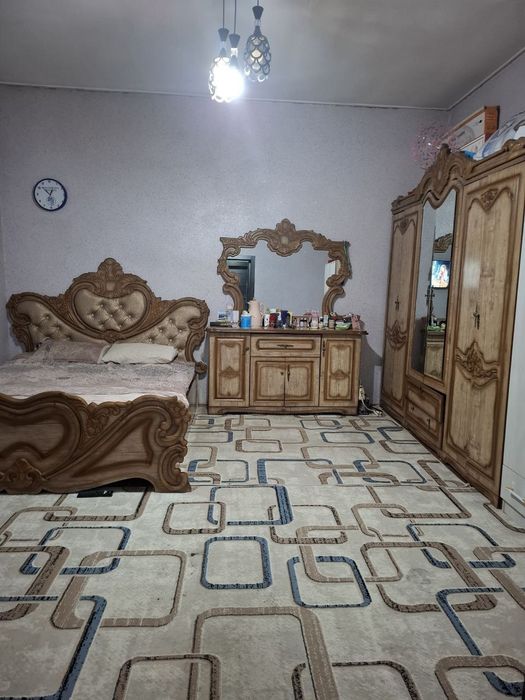 Uchastka betonka yul yoqasida