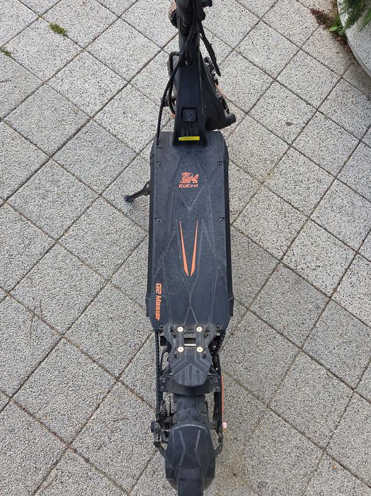 Продавам тротинетка KuKirin  G2 Master. на 2г.Отлично състояние,нови накладки Shimano.На около500км