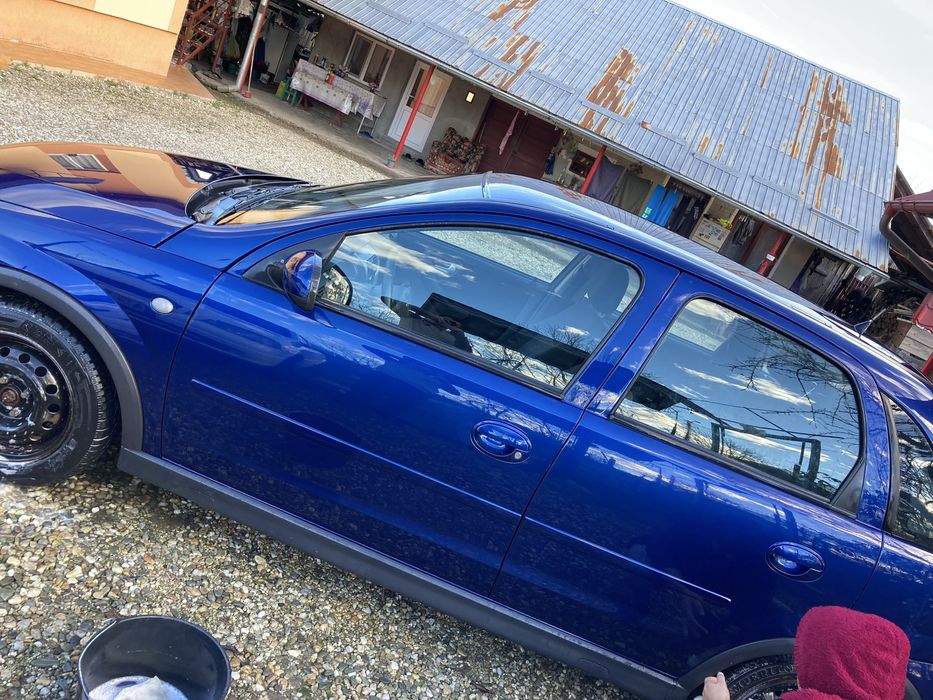 Vand  opel corsa c facelift