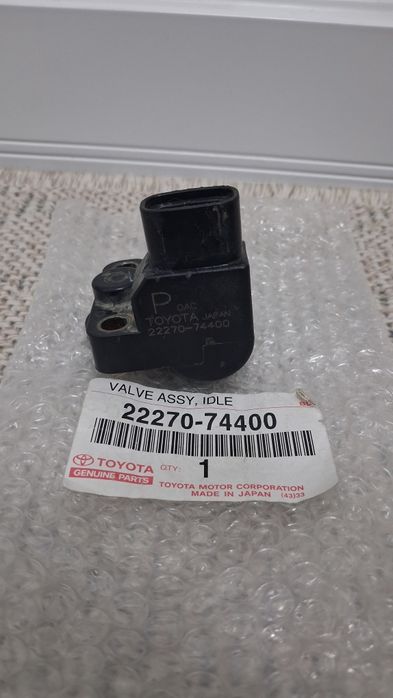 Продам Датчик холостого хода Камри 20/25