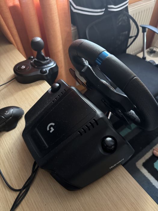 Volan logitech g923 + schimbator