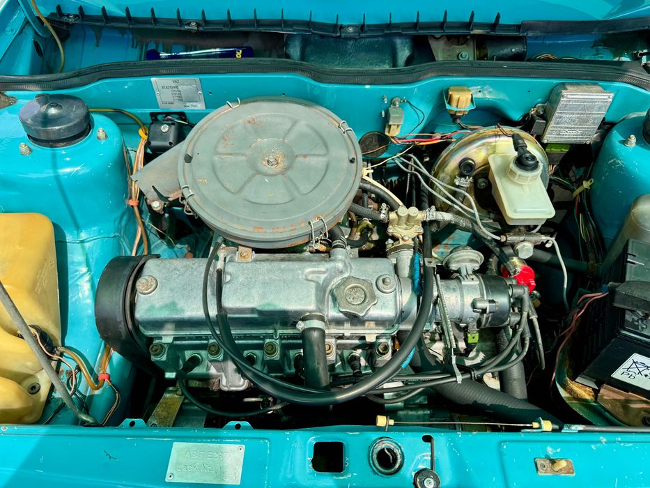 Автомобиль Ваз 21099