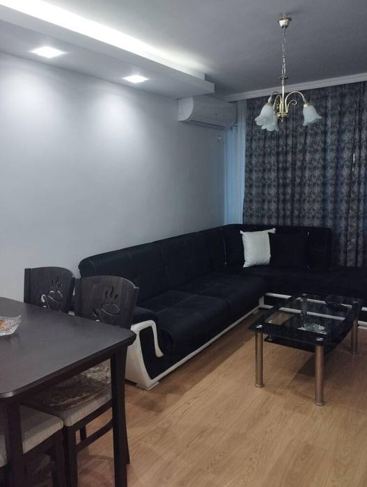 Дава се под наем Тристаен апартамент в Бургас, Зорница - 98 кв.м за 765 € - Снимка #3