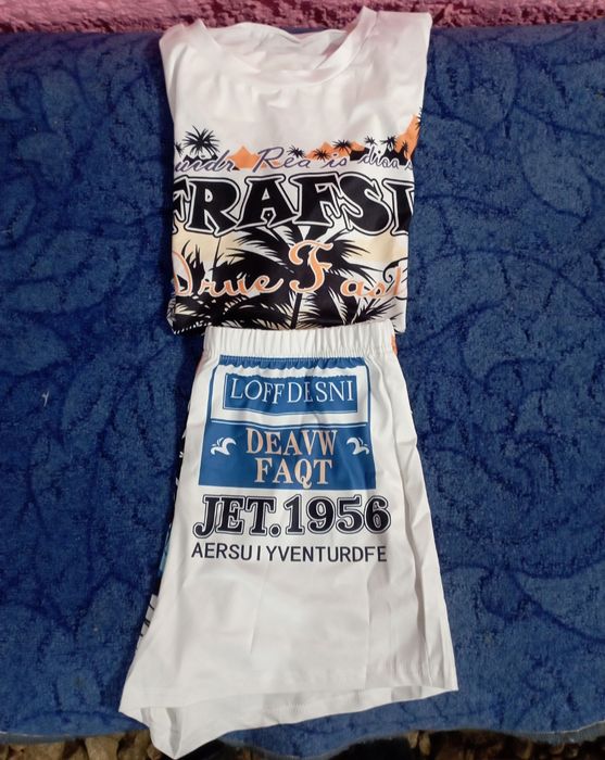 Costum tricou,pantaloni scurți