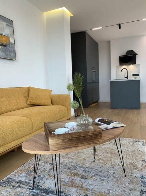 Дава се под наем Двустаен апартамент в София, Витоша - 70 кв.м за 749 € - Снимка #1