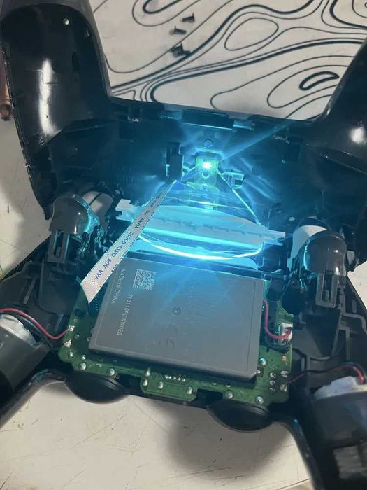 Продам геймпад DualShock 4