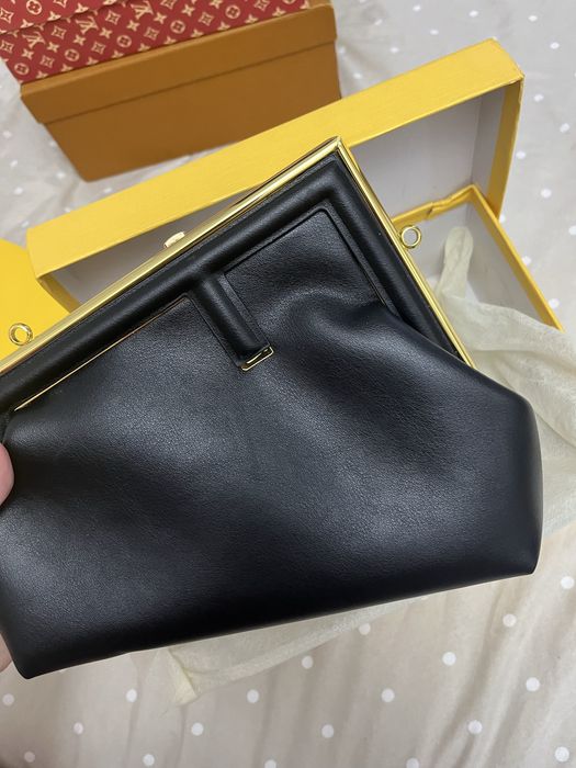 Вечерняя сумка Fendi