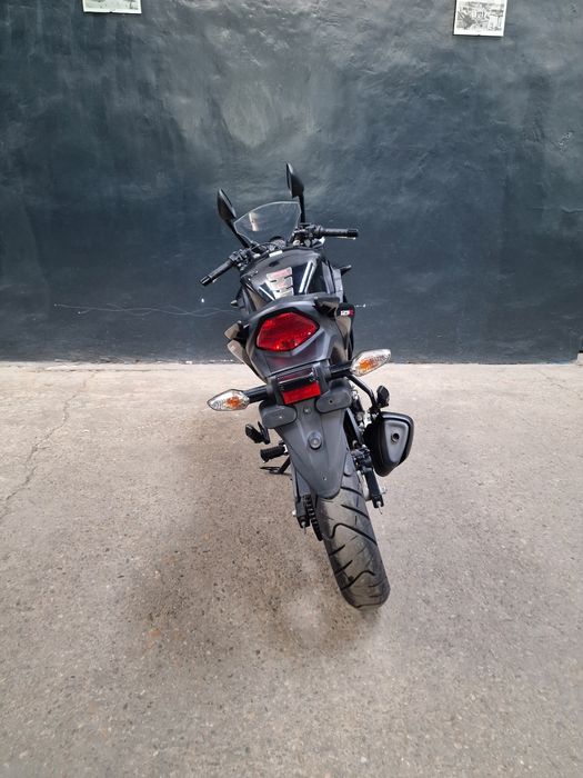 Honda CBR 125 R 2016 7600km