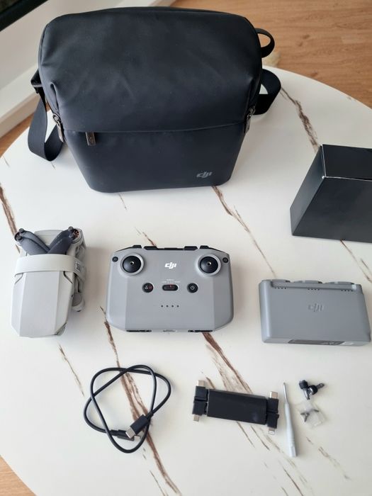 Drona DJI Mini 2 Fly more combo