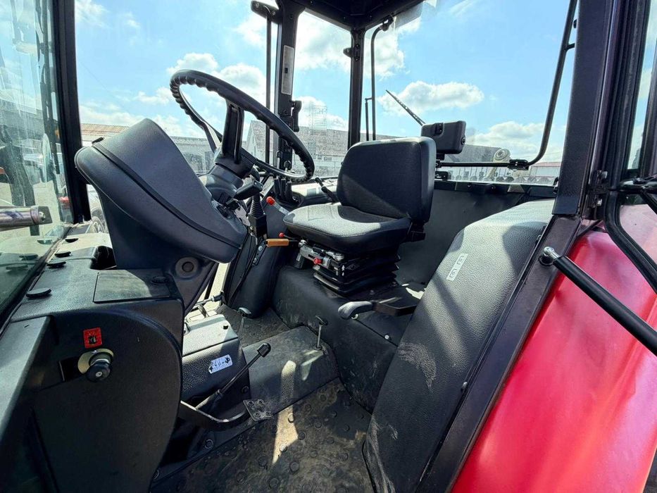 Belarus 422.4  Tractor compact CU ÎNCĂRCĂTOR FRONTAL (METAL TECHNIK MT01)l NOU -ZERO ORE LUCRATE 27 000 euro TVA INCLUS