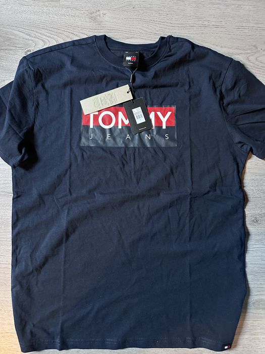 Tricouri noi originale Tommy Hilfiger barbati