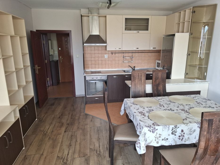 Дава се под наем Двустаен апартамент в Благоевград, Идеален център - 62 кв.м за 357 € - Снимка #5