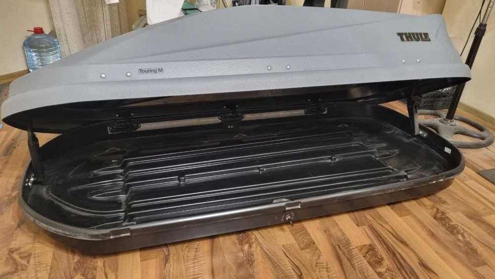 Автобокс (багажник) Thule Touring M
