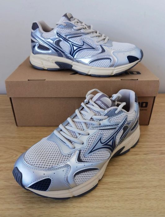 Кроссовки Mizuno Speed 2K