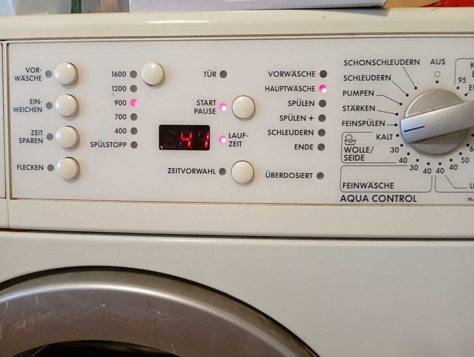 пералня AEG за части