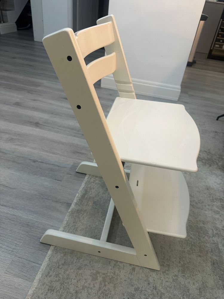 Scaun pentru copii Stokke Tripp Trapp Valea Lupului OLX.ro