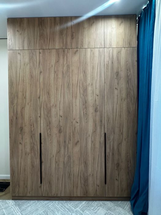 Шкаф 2м Высота 2.85м