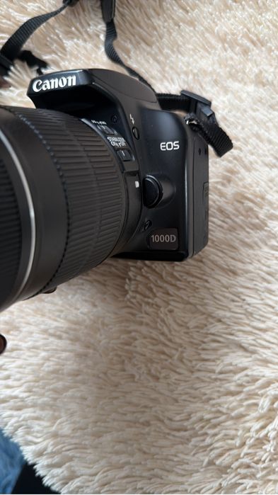Фотоаппарат Canon EOS 1000D