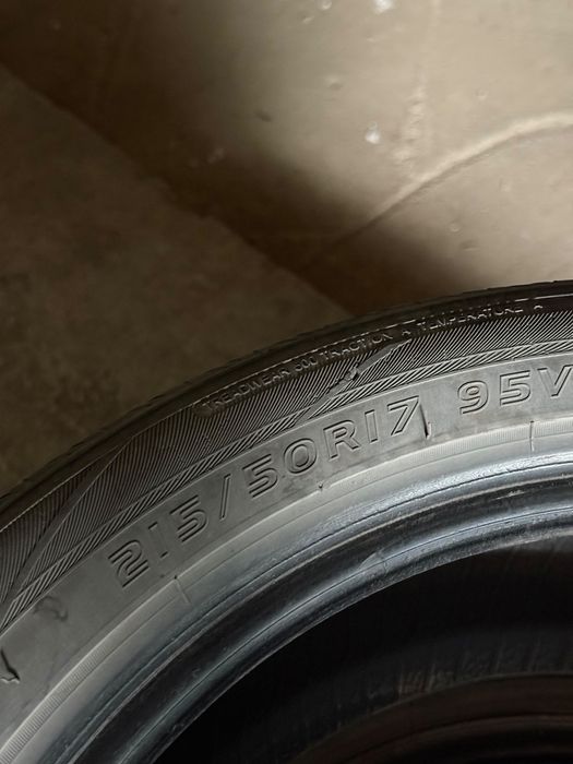 Летние шины 215/50/17