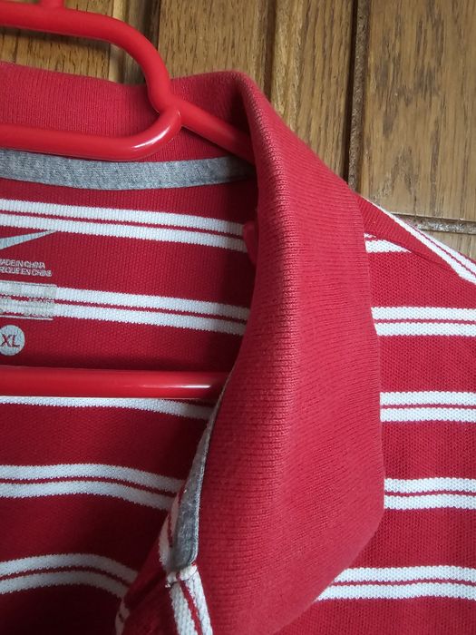 Tricou Nike roșu