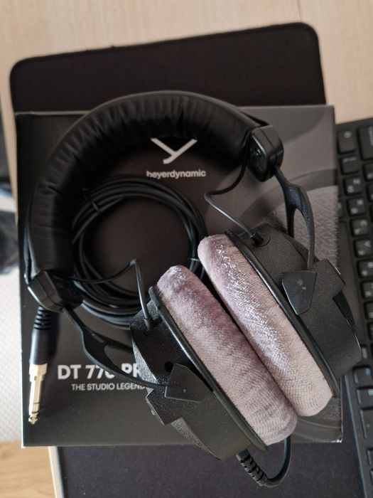 Студийни слушалки Beyerdynamic DT 770 PRO 80Ω