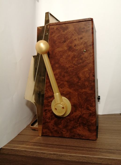 Mașină de păcănele vintage - "CASINO 7 SEVEN" anii '70/'80