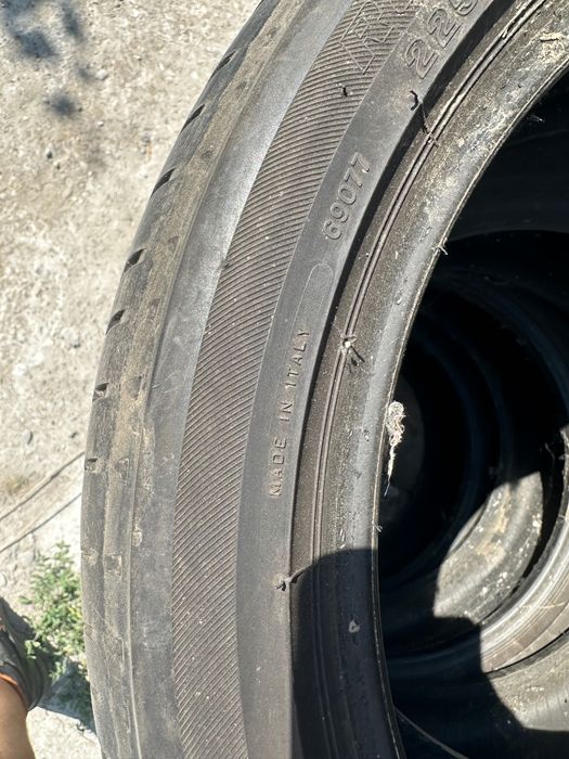 Гуми в добро състояние свалени от пасат 7