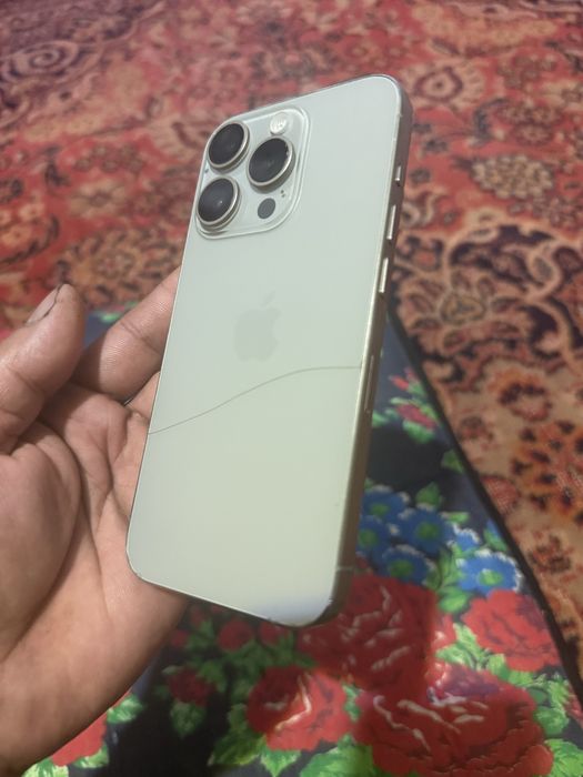 Iphone 15 pro 128/80%