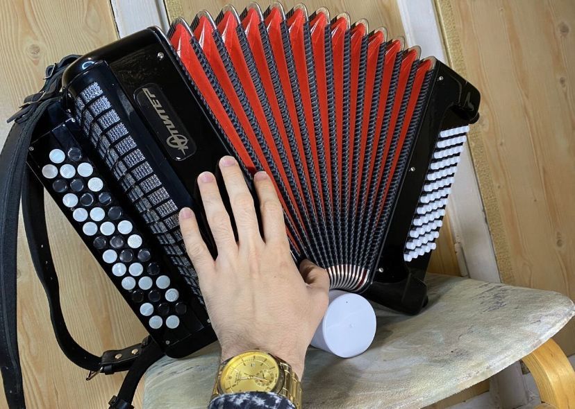 Продам концертные Баяны Юпитер