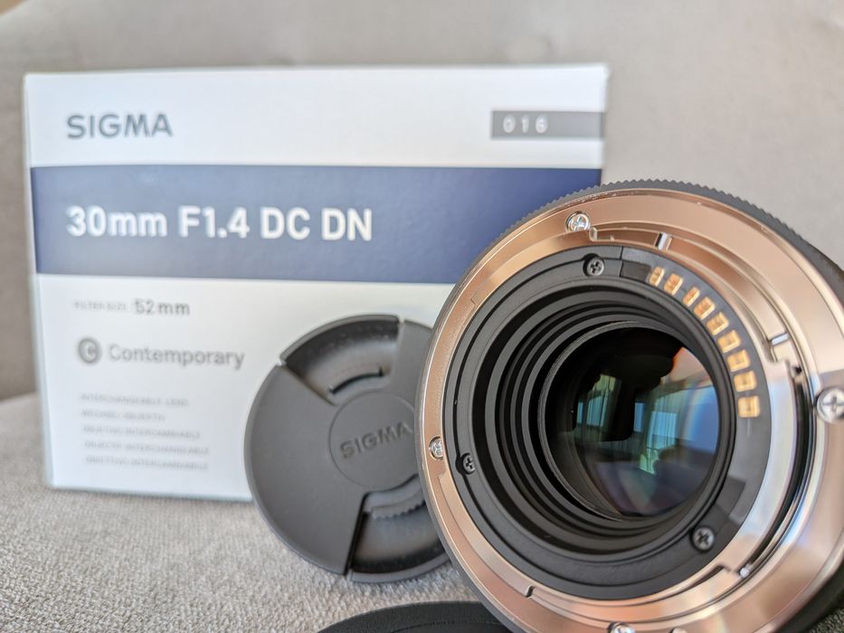 Obiectiv Sigma 30mm 1.4 dc dn montura Canon EF-M