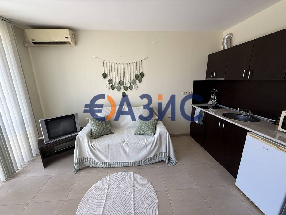Продава се Едностаен апартамент в к.к. Слънчев бряг - 40 кв.м за 1250 €/кв.м - Снимка #2
