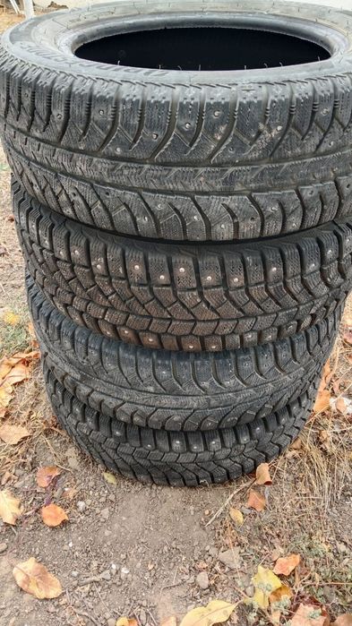 Продаётся шины зимние